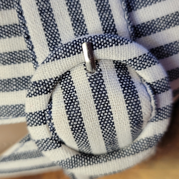 Charles David B&W Slides - Picture 10 of 11